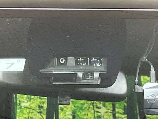 TOYOTA VOXY 4WD 2019 Image 31