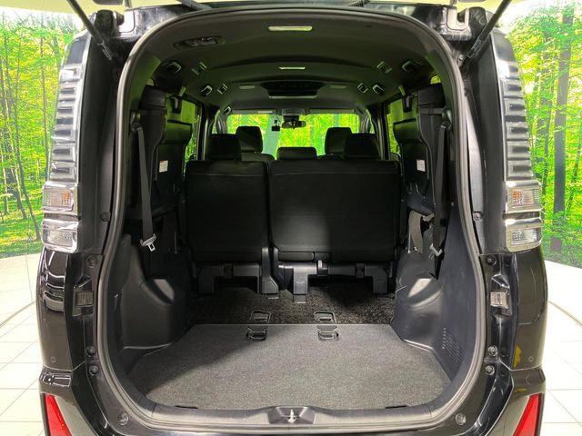 TOYOTA VOXY 4WD 2019 Image 31