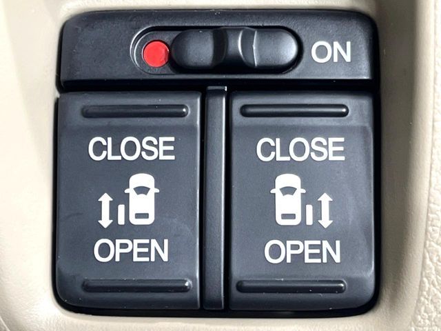 HONDA N BOX 4WD 2012 Image 31