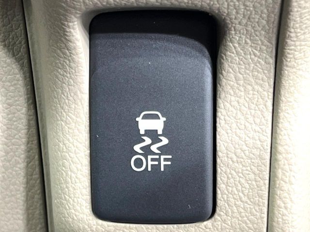 HONDA N BOX 4WD 2012 Image 31