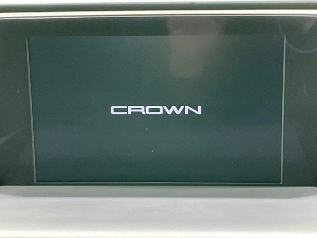 TOYOTA CROWN SEDAN HYBRID 2018 Image 31