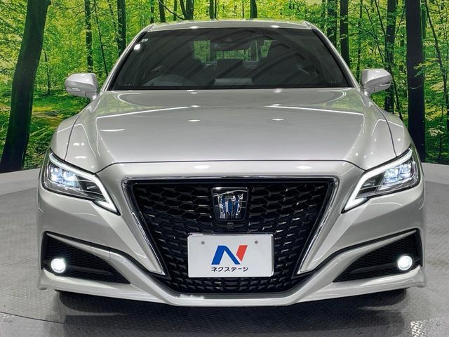 TOYOTA CROWN SEDAN HYBRID 2018 Image 31