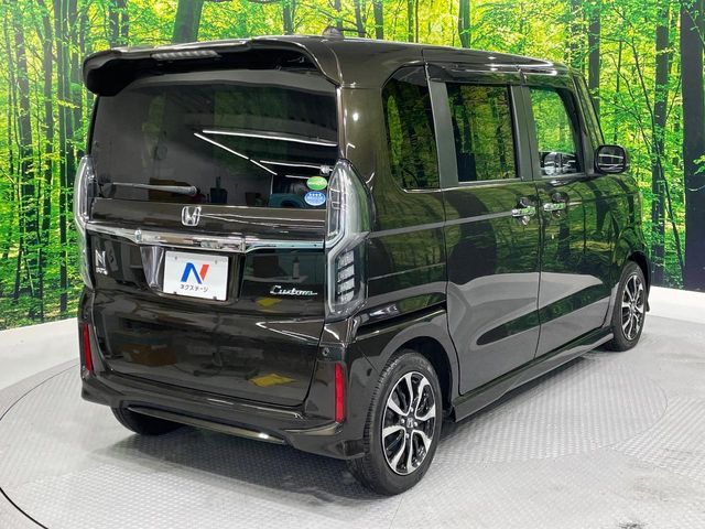 HONDA N BOX CUSTOM 2017 Image 31