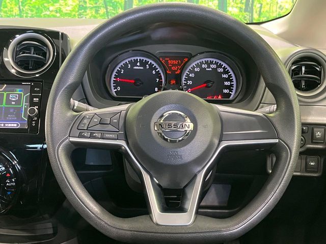 NISSAN NOTE 4WD 2018 Image 31