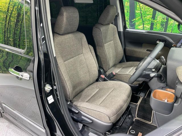 TOYOTA SIENTA HYBRID 2024 Image 31