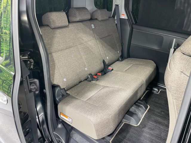 TOYOTA SIENTA HYBRID 2024 Image 31