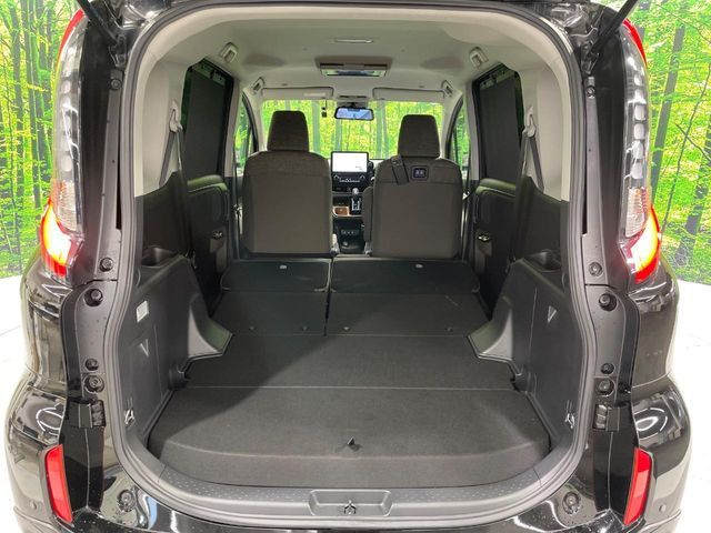 TOYOTA SIENTA HYBRID 2024 Image 31