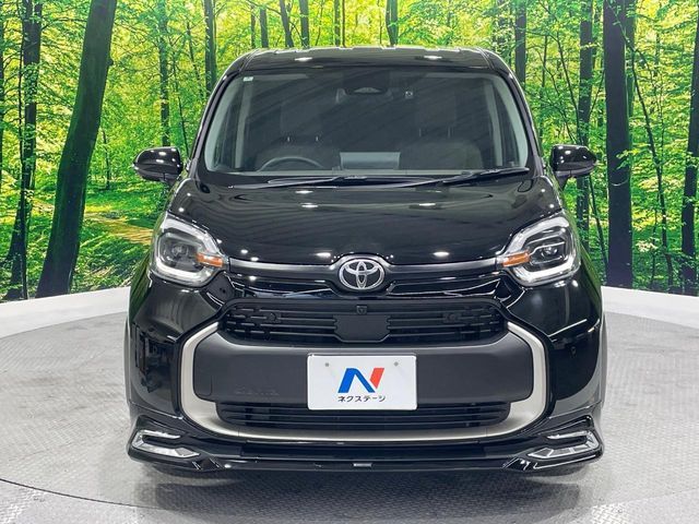 TOYOTA SIENTA HYBRID 2024 Image 31