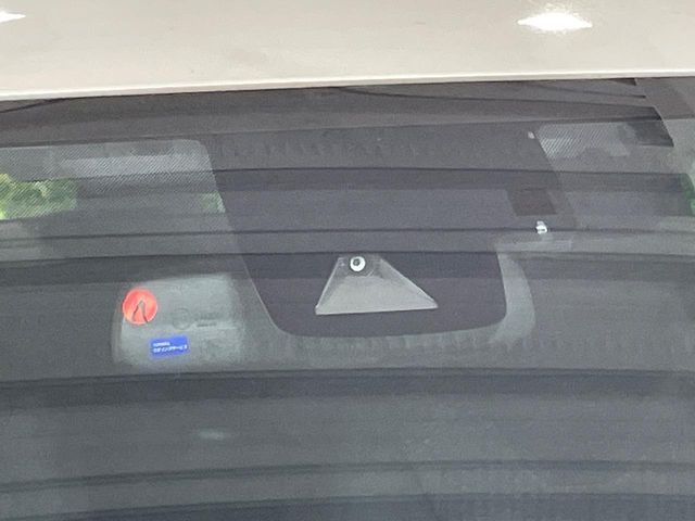 TOYOTA PRIUS 2016 Image 31