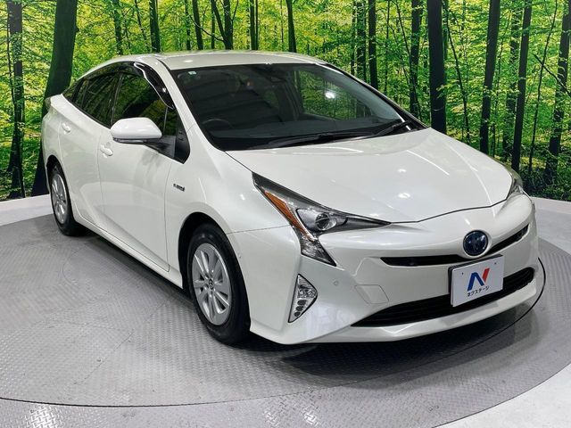 TOYOTA PRIUS 2016 Image 31