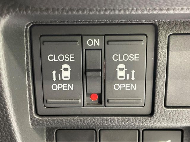 HONDA STEPWAGON E:HEV SPAD 2023 Image 31