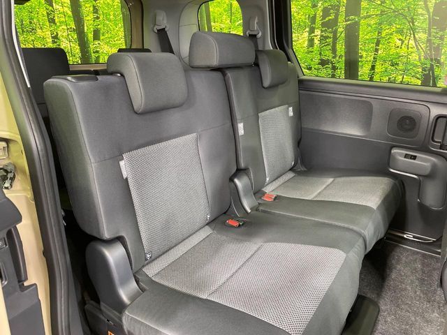 TOYOTA SIENTA HYBRID 2026 Image 31