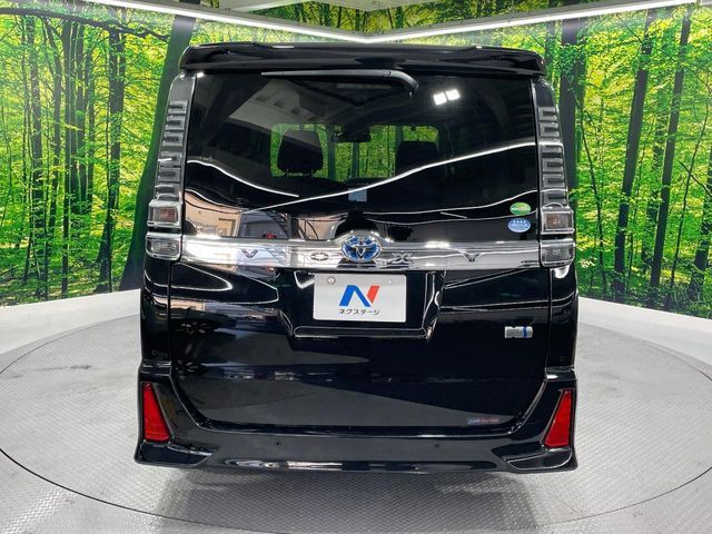 TOYOTA VOXY HYBRID 2019 Image 31