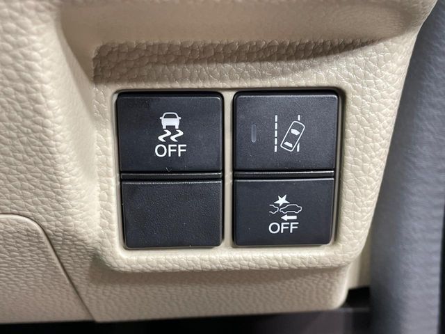 HONDA N BOX CUSTOM 2018 Image 31