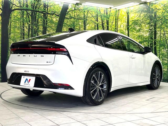 TOYOTA PRIUS 4WD 2023 Image 31
