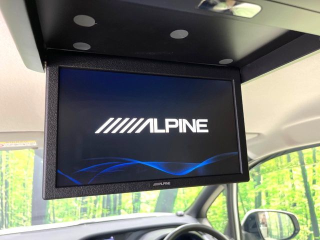 TOYOTA VOXY HYBRID 2015 Image 31