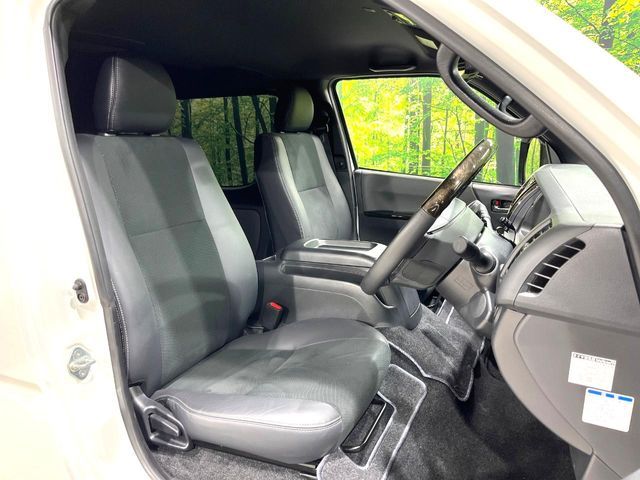 TOYOTA HIACE VAN 4WD 2025 Image 31