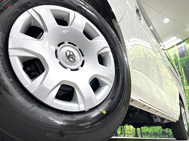 TOYOTA HIACE VAN 4WD 2025 Image 31