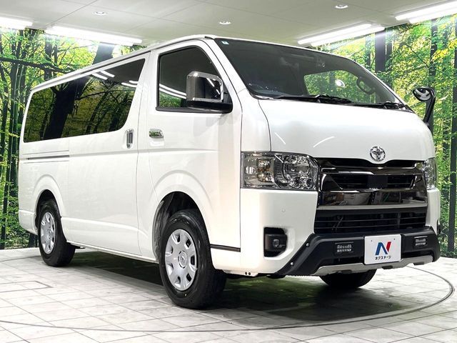 TOYOTA HIACE VAN 4WD 2025 Image 31