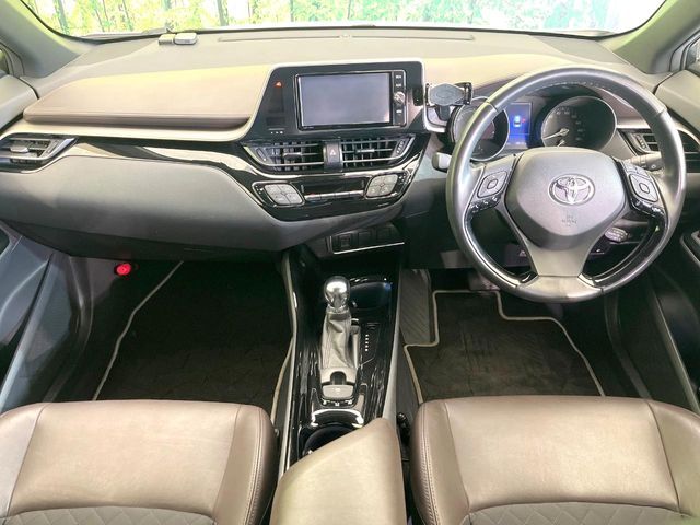 TOYOTA C-HR 2017 Image 31