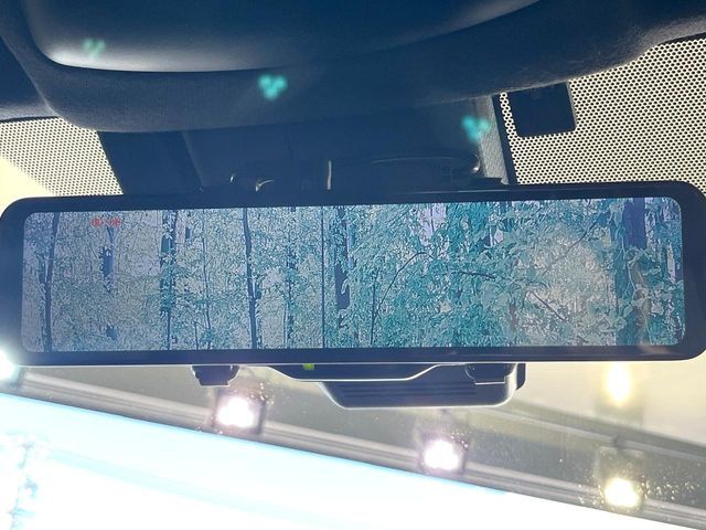 TOYOTA C-HR 2017 Image 31