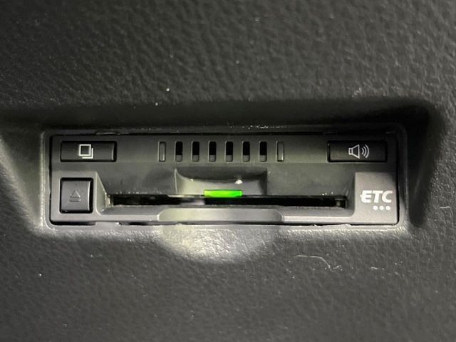 TOYOTA C-HR 2017 Image 31