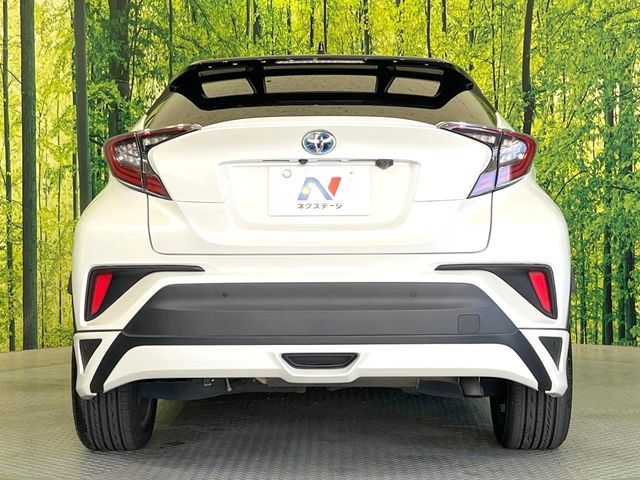 TOYOTA C-HR 2017 Image 31