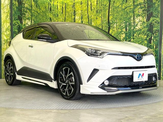 TOYOTA C-HR 2017 Image 31