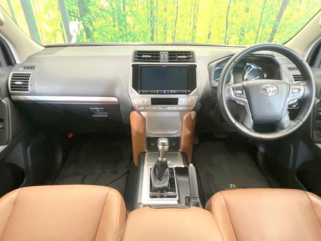 TOYOTA LANDCRUISER PRADO 2022 Image 31