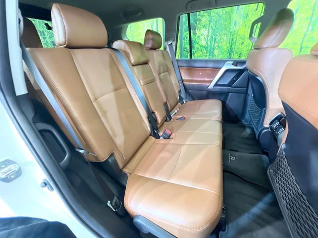 TOYOTA LANDCRUISER PRADO 2022 Image 31
