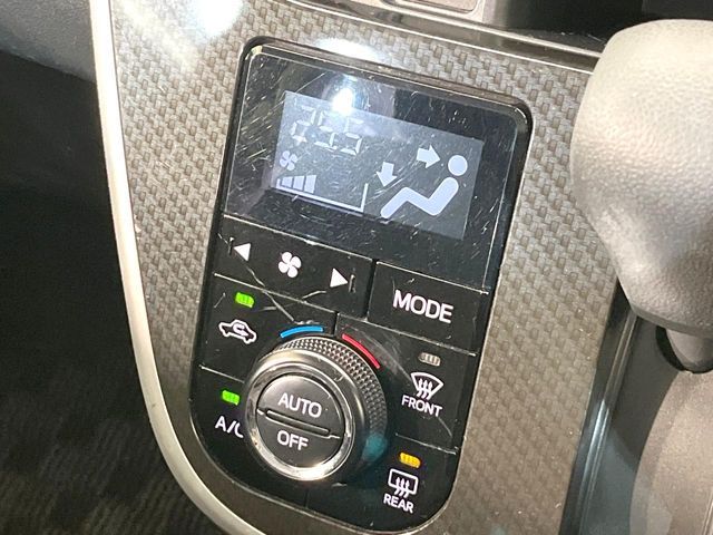 DAIHATSU MOVE CUSTOM 2017 Image 31