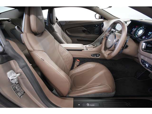 ASTON MARTIN ASTON MARTIN 2022 Image 31