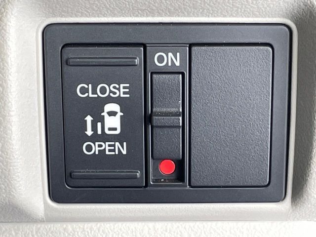 HONDA N BOX 2023 Image 31