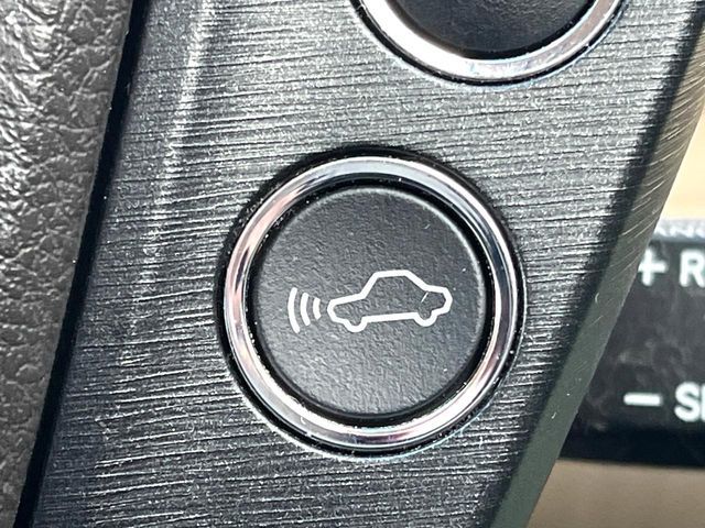 TOYOTA CROWN MAJESTA 2011 Image 31