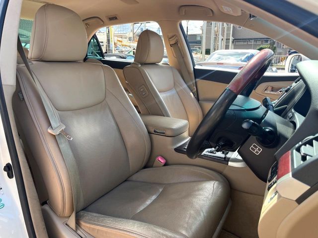 TOYOTA CROWN MAJESTA 2011 Image 31