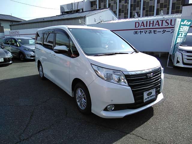 TOYOTA NOAH 2017 Image 31