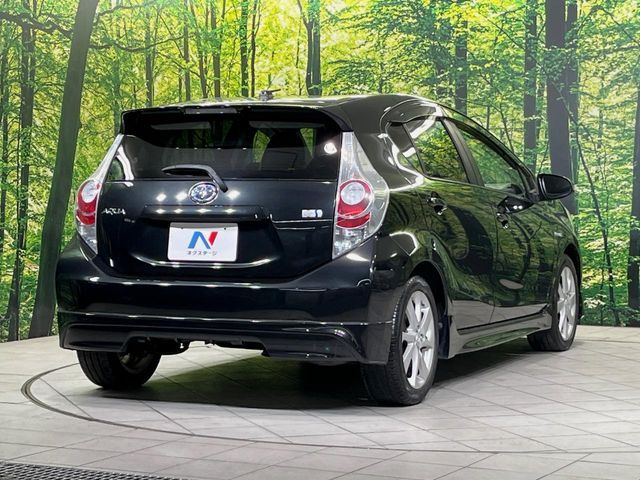 TOYOTA AQUA 2013 Image 31