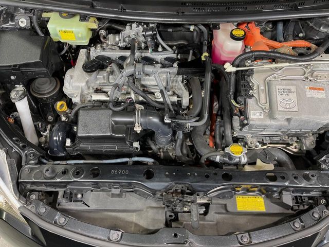 TOYOTA AQUA 2013 Image 31