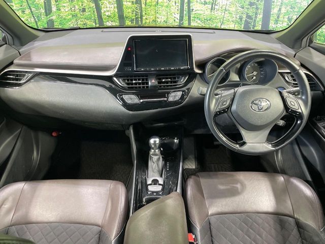 TOYOTA C-HR 2017 Image 31