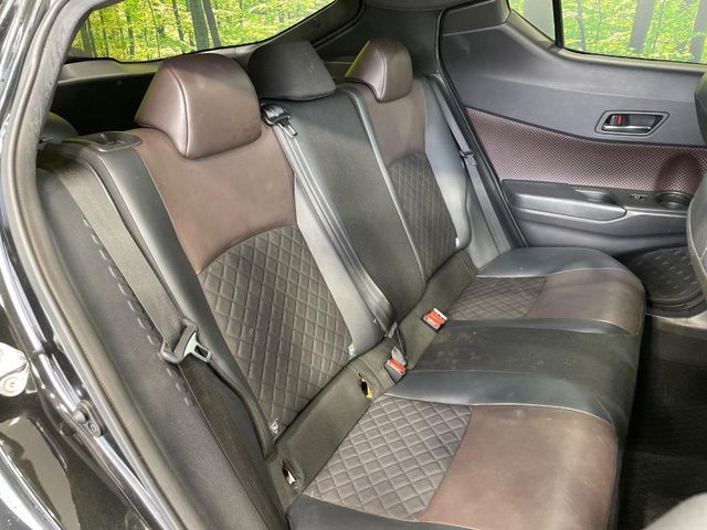 TOYOTA C-HR 2017 Image 31