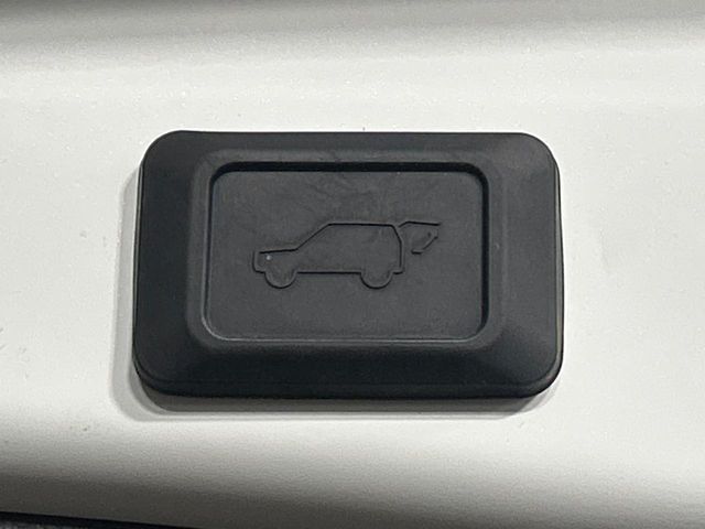 TOYOTA RAV4 HYBRID 4WD 2019 Image 31