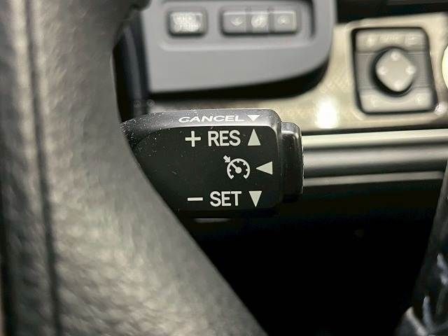 TOYOTA CROWN SEDAN HYBRID 2015 Image 31