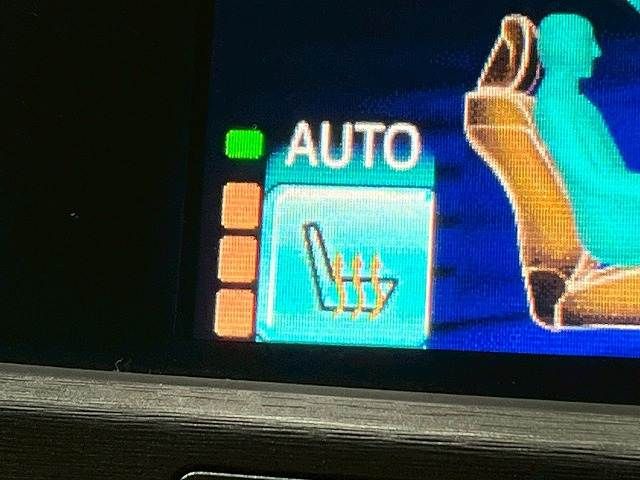 TOYOTA CROWN SEDAN HYBRID 2015 Image 31