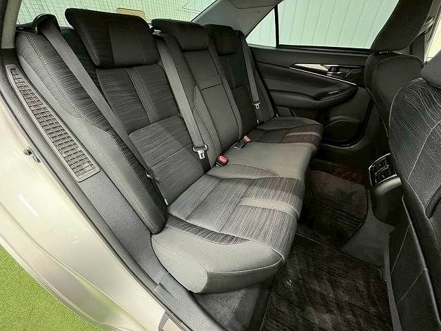 TOYOTA CROWN SEDAN HYBRID 2015 Image 31