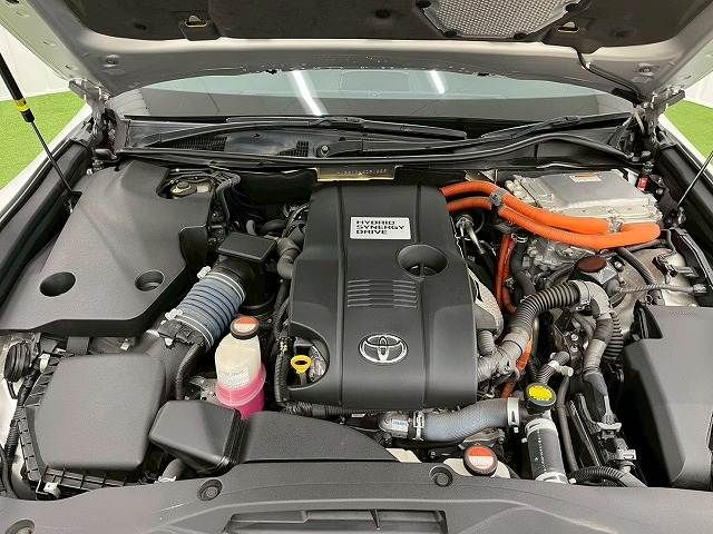 TOYOTA CROWN SEDAN HYBRID 2015 Image 31