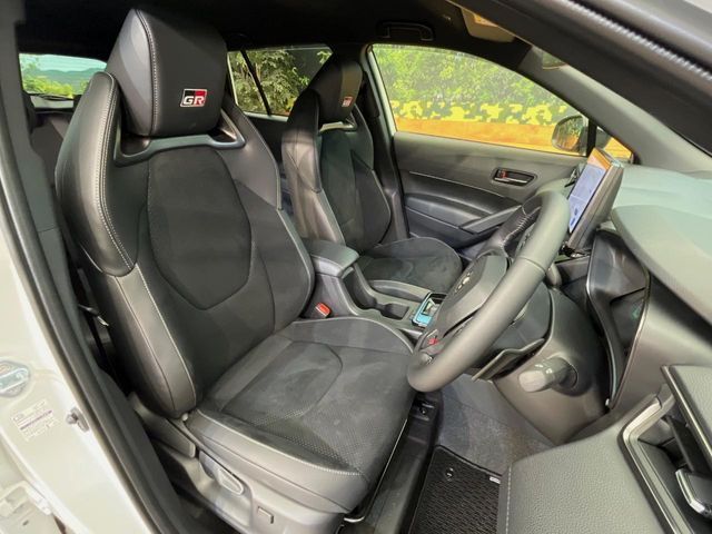 TOYOTA COROLLA CROSS HYBRID 2026 Image 31