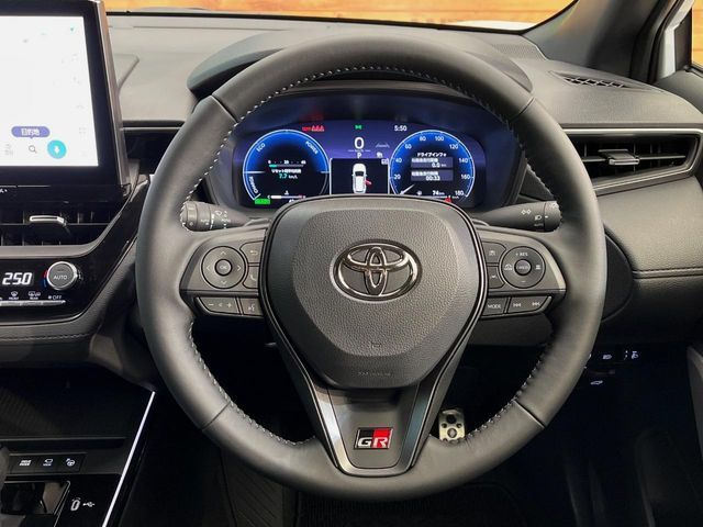 TOYOTA COROLLA CROSS HYBRID 2026 Image 31