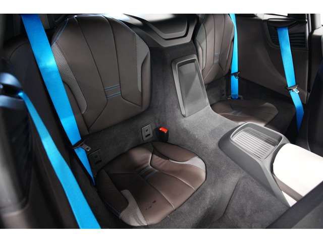 BMW I8 2014 Image 31