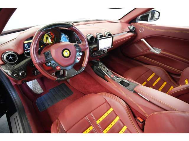 FERRARI F12 2013 Image 31