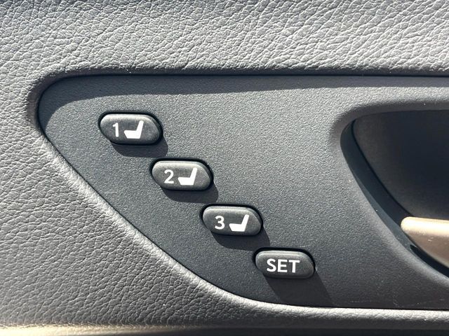 TOYOTA LEXUS RC300H 2015 Image 31